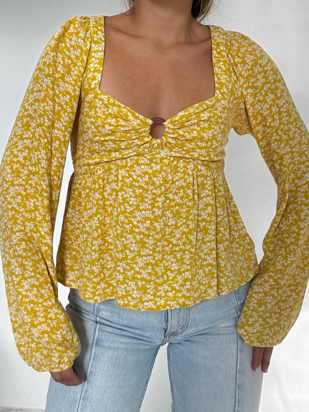 American Eagle Floral Long Sleeve Blouse in Yellow Like New